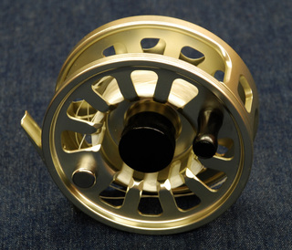 itaku-rossreel-800-02.jpg